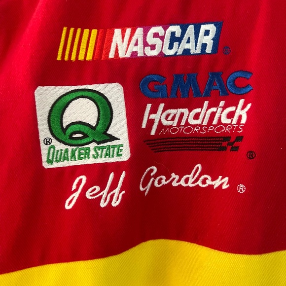 Vintage Y2K NASCAR Jeff Gordon DuPont Racing Jacket - Picture 4 of 6